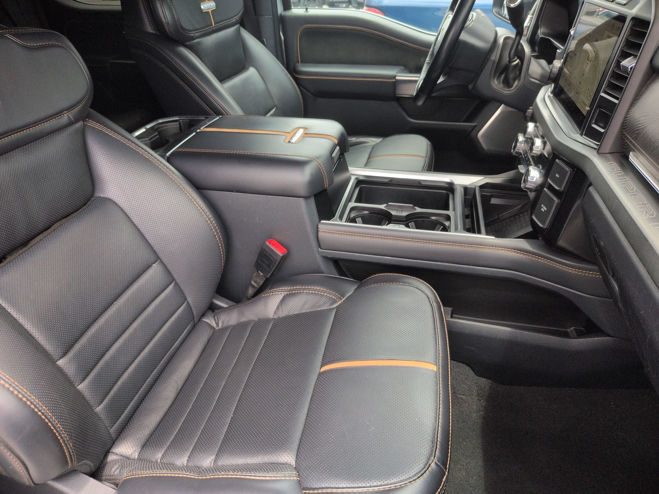 2023 Ford Super Duty F-250 SRW Platinum