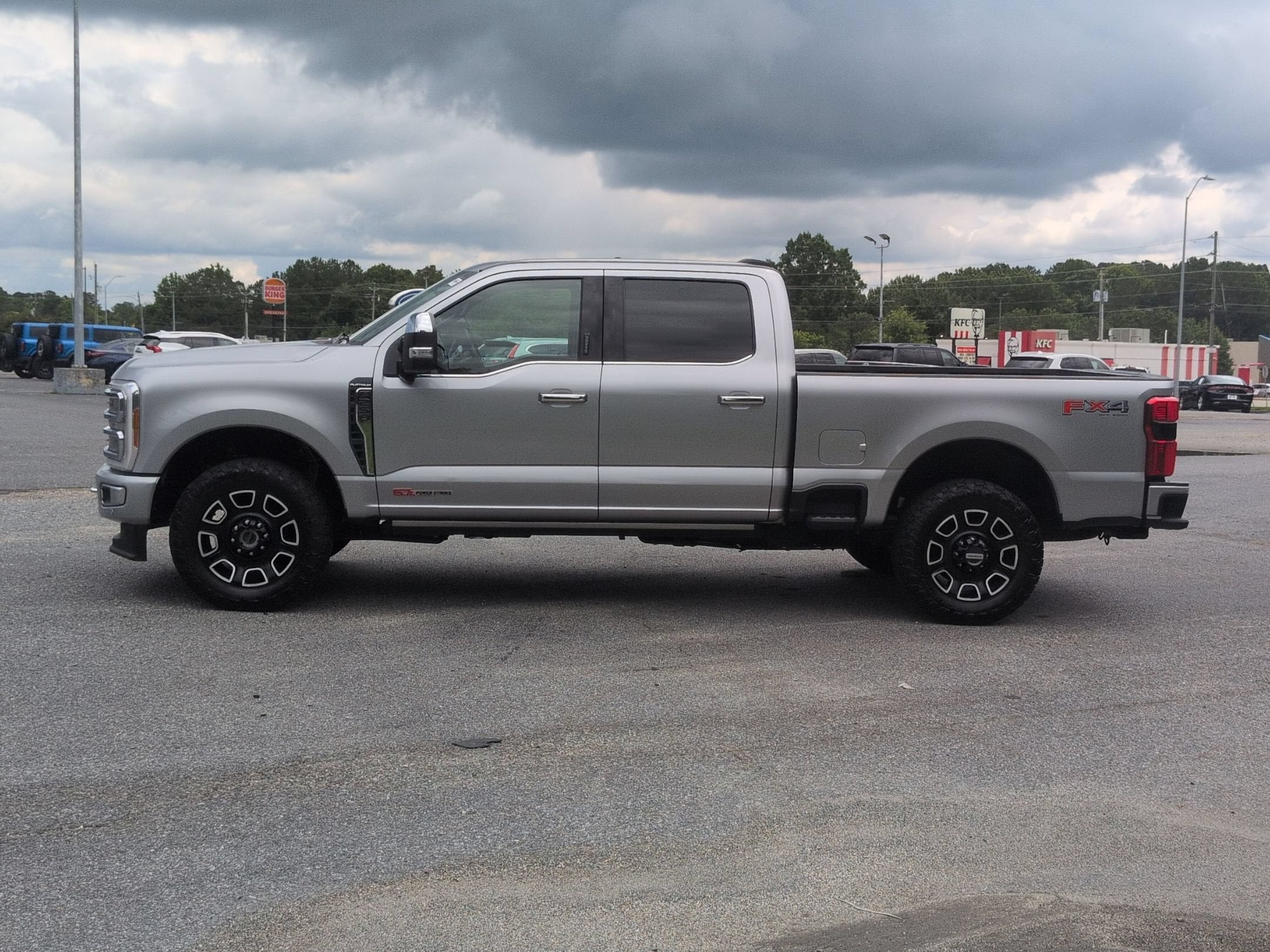 2023 Ford Super Duty F-250 SRW Platinum