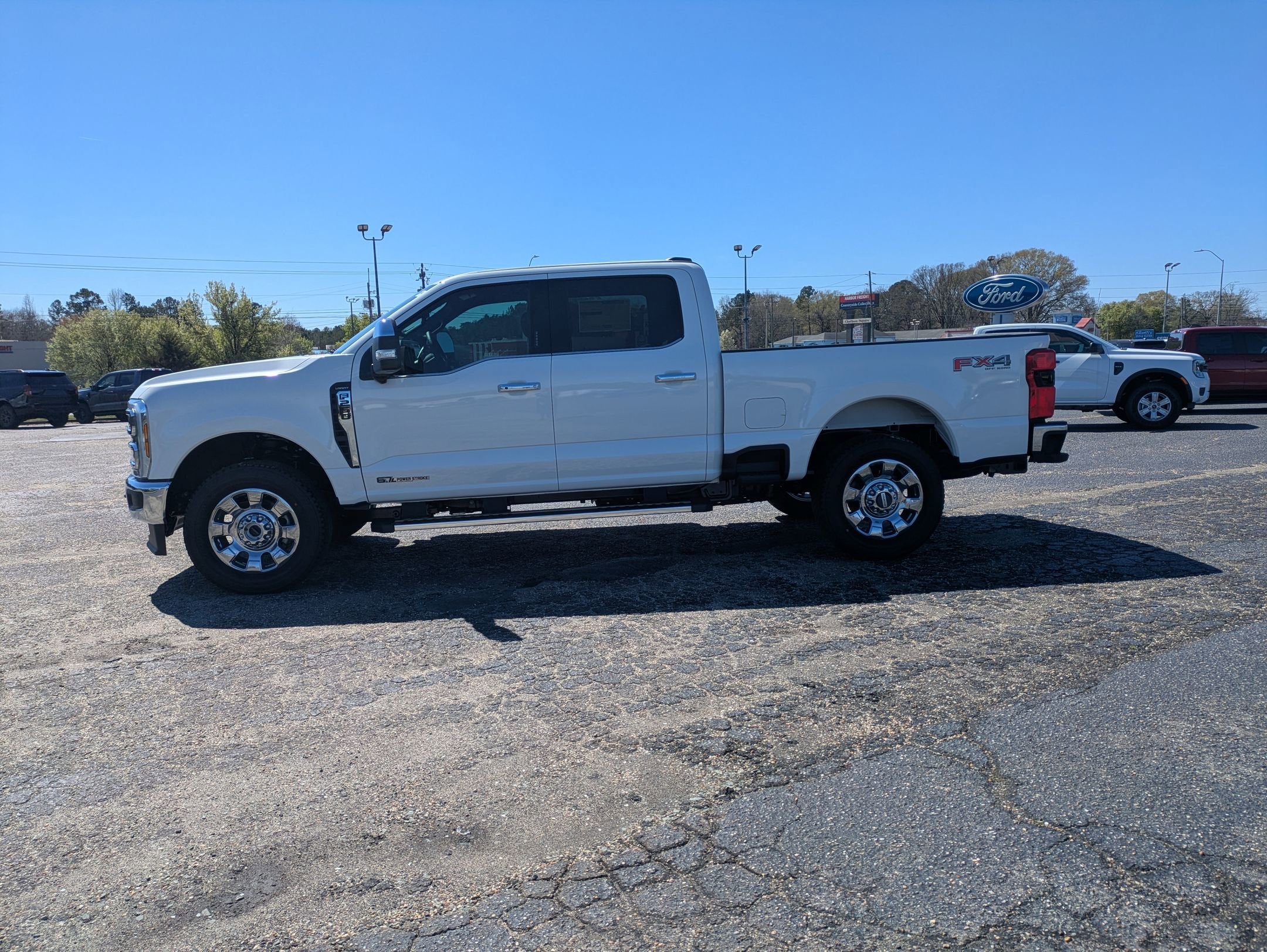 2026 Ford Super Duty F-250 SRW LARIAT