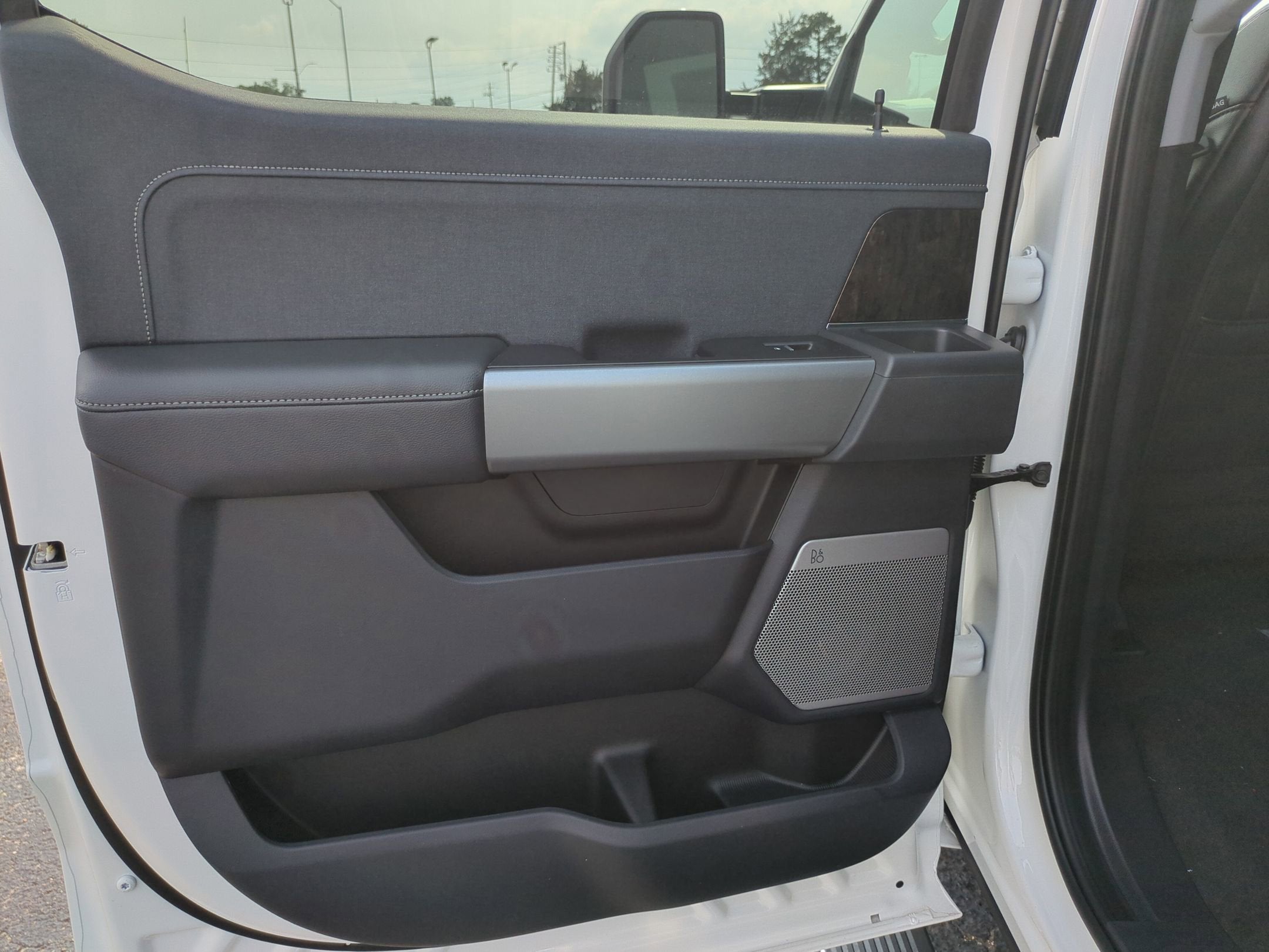 2026 Ford Super Duty F-350 DRW LARIAT