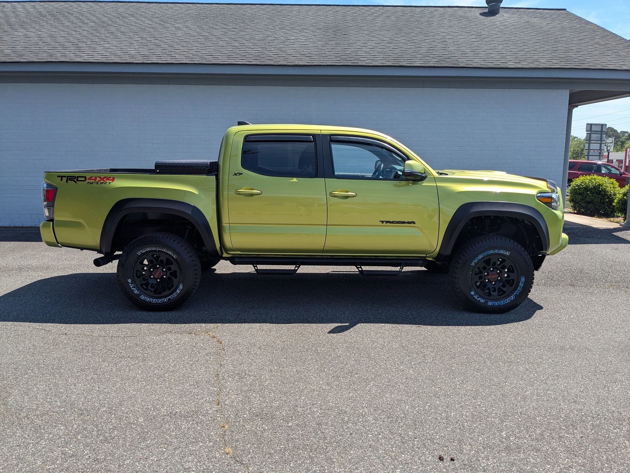 2023 Toyota Tacoma 4WD Base