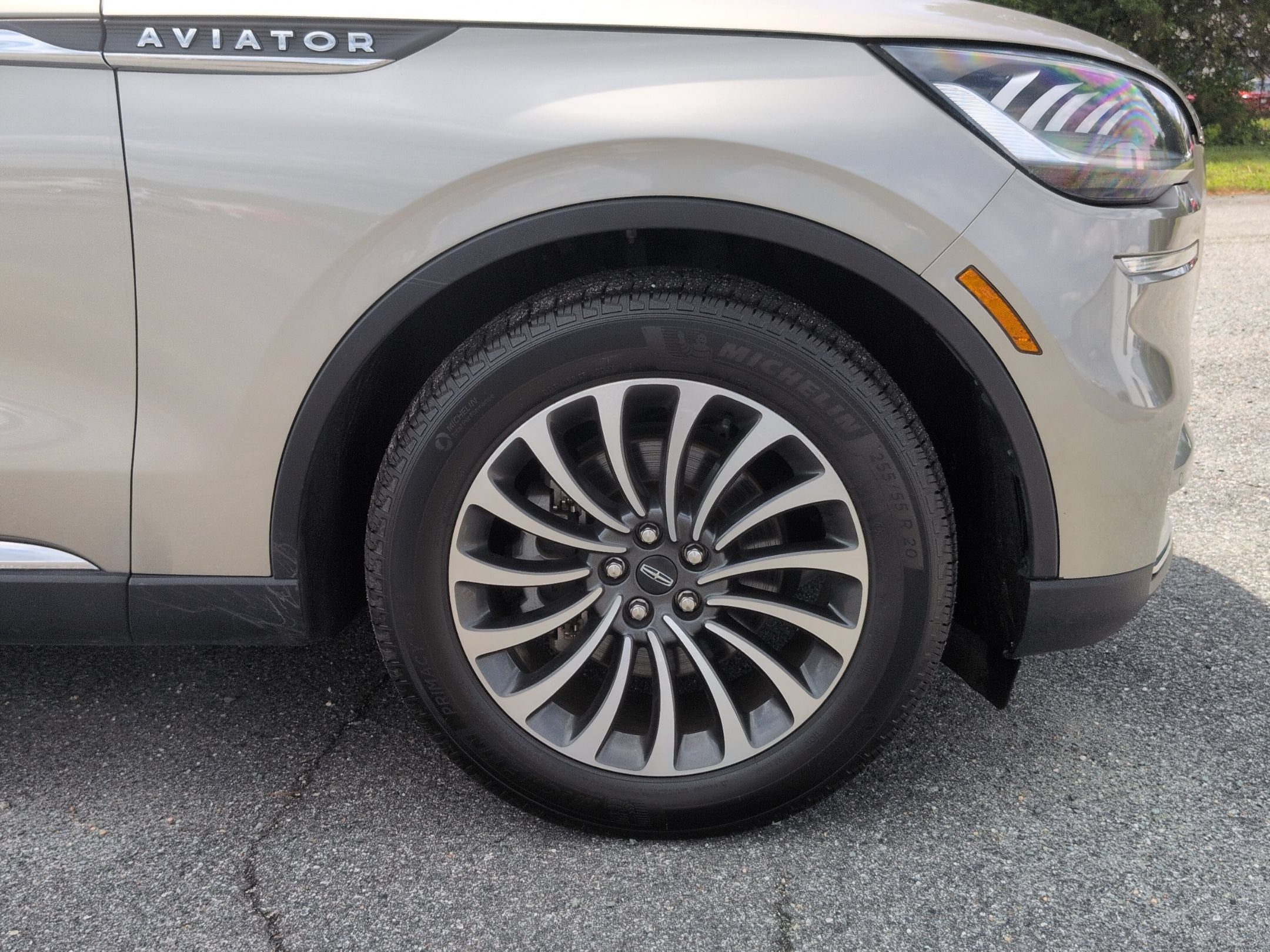 2023 Lincoln Aviator Standard