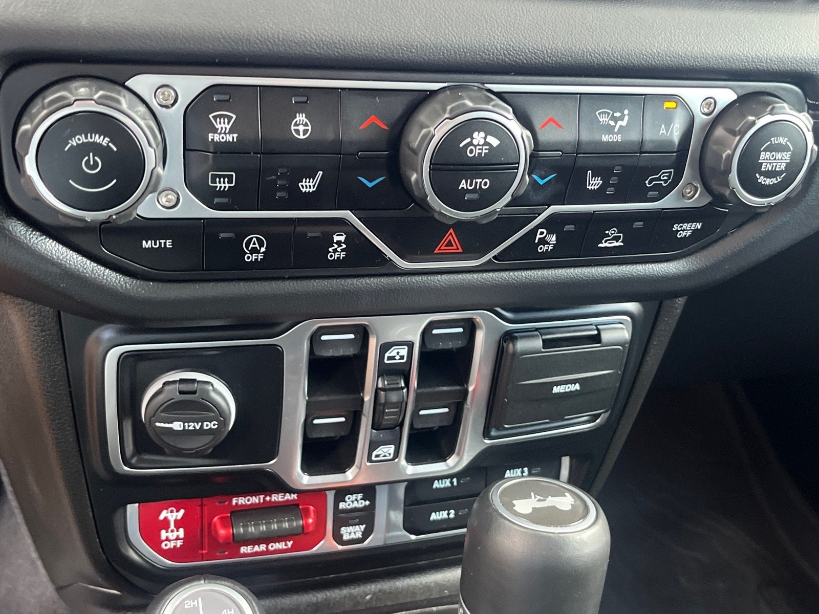 2024 Jeep Wrangler Rubicon X