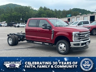 2026 Ford Super Duty F-350 DRW Lariat DRW