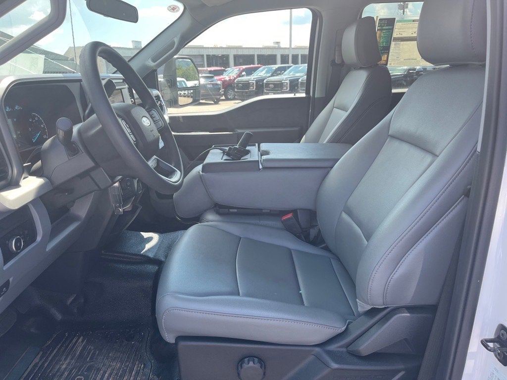 2025 Ford Super Duty F-350 DRW XL DRW