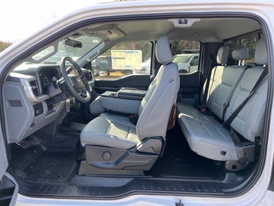 2026 Ford Super Duty F-350 SRW XL