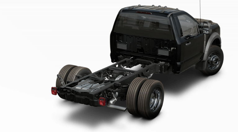 2025 Ford Super Duty F-600 DRW XLT