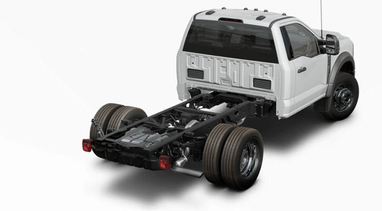 2025 Ford Super Duty F-600 DRW XLT