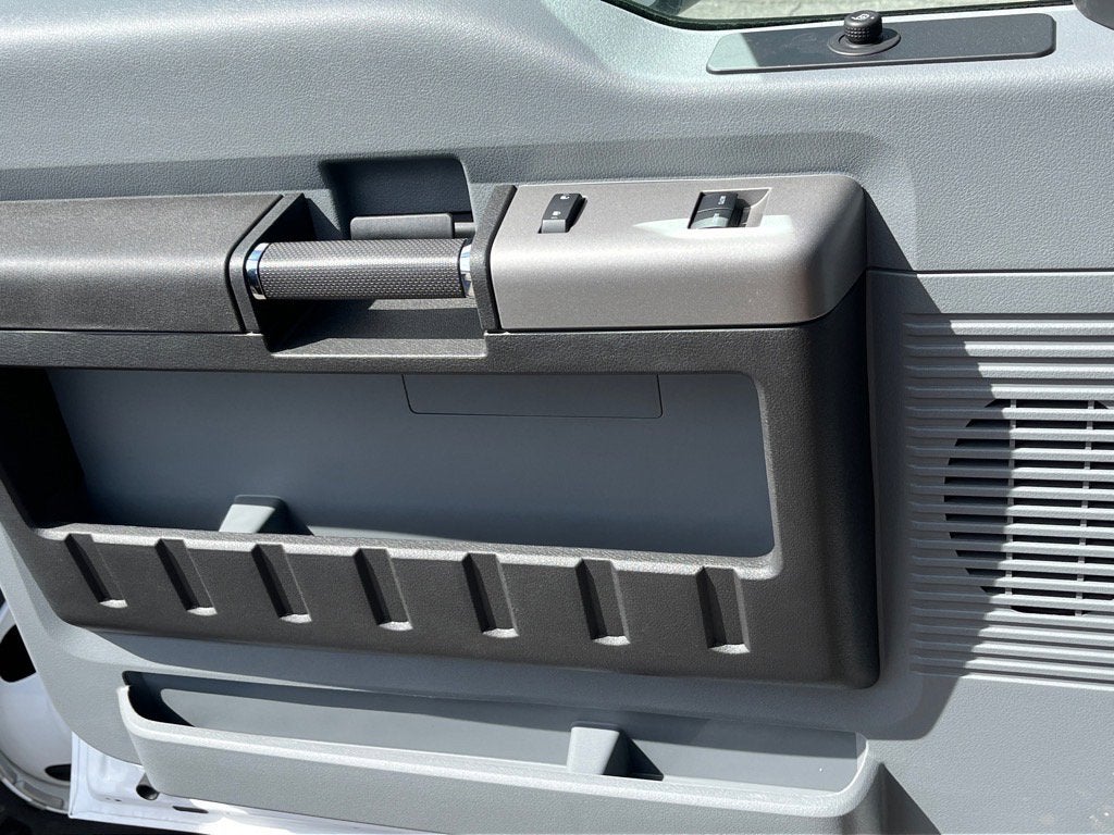 2025 Ford F-650SD Base