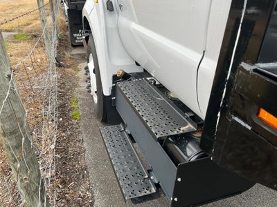 2025 Ford F-650SD Base