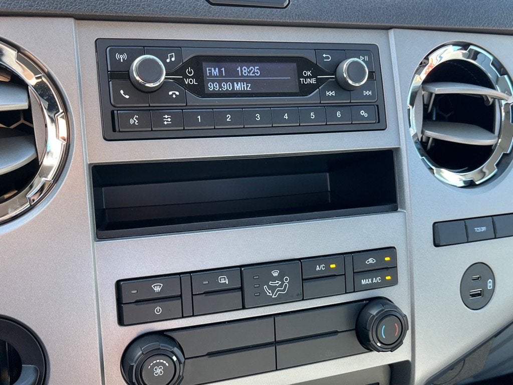 2025 Ford F-650SD Base