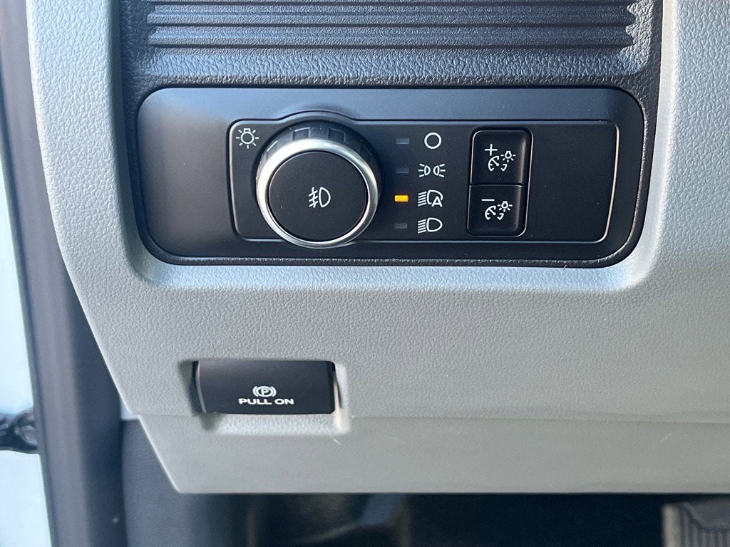 2026 Ford Super Duty F-350 SRW XL