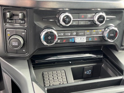 2026 Ford Super Duty F-550 DRW Lariat DRW