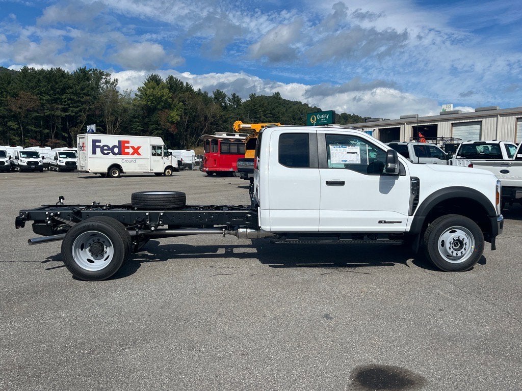 2026 Ford Super Duty F-550 DRW XL DRW