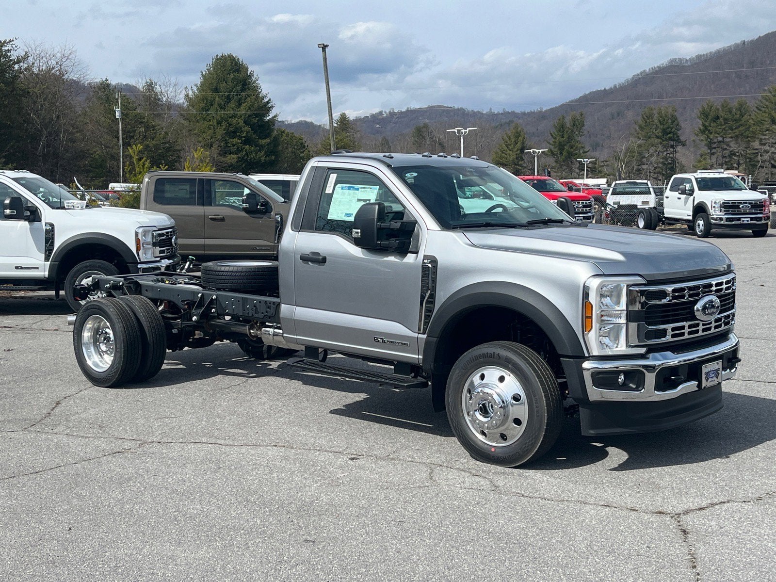 2026 Ford Super Duty F-450 DRW XLT DRW