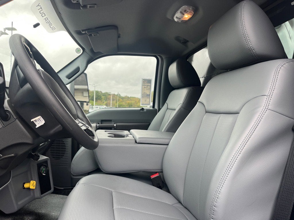 2026 Ford F-750SD Base