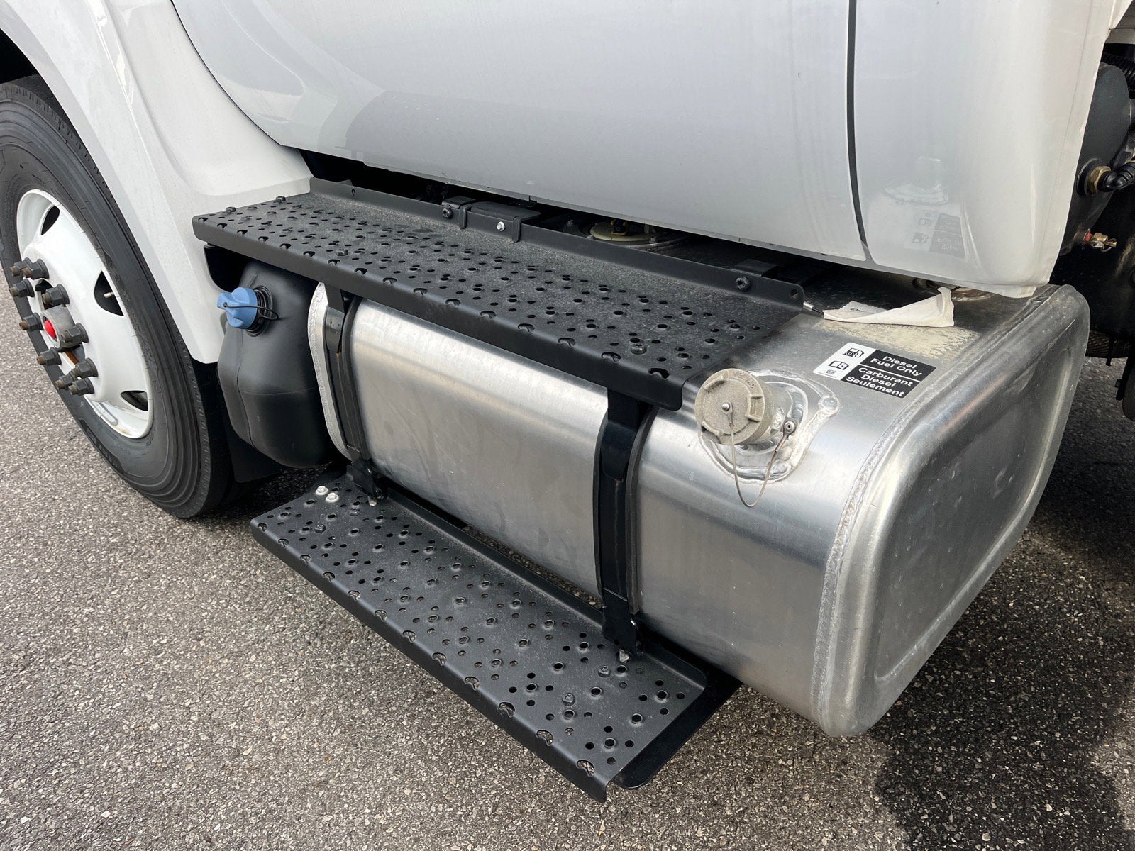 2026 Ford F-750SD Base