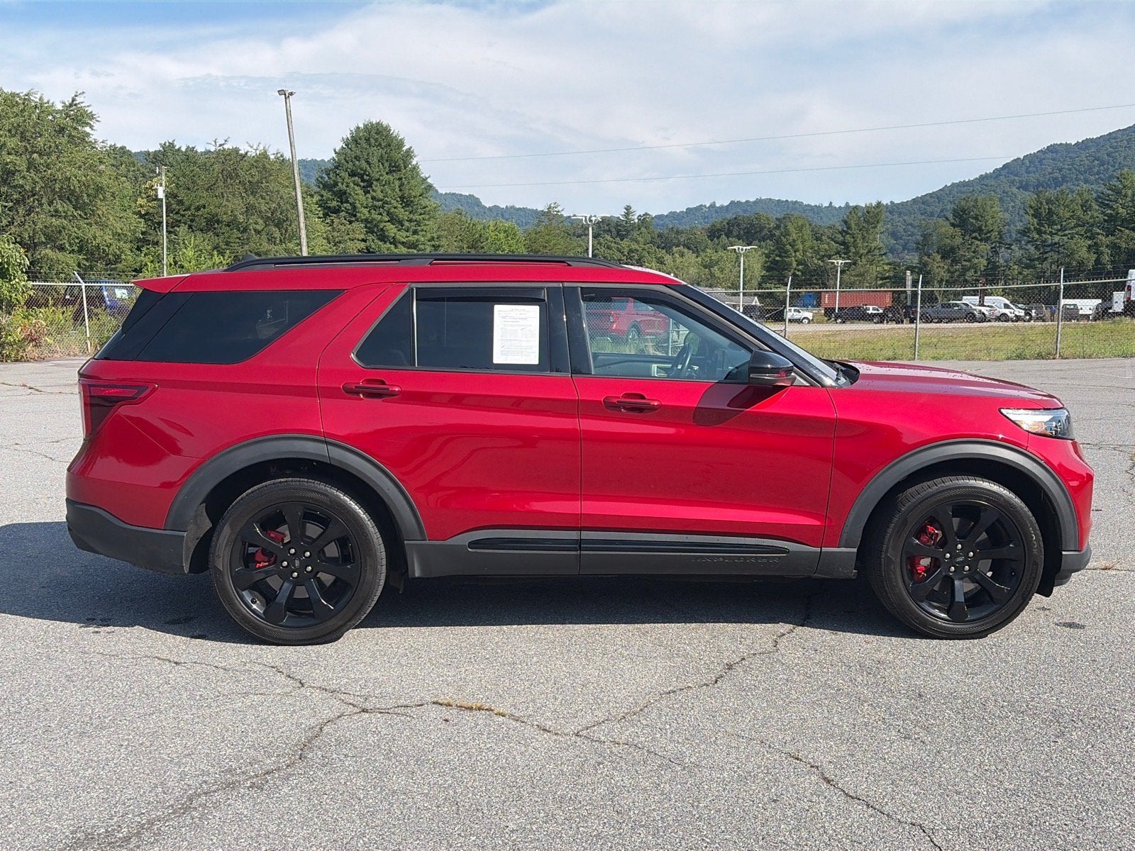 2023 Ford Explorer ST