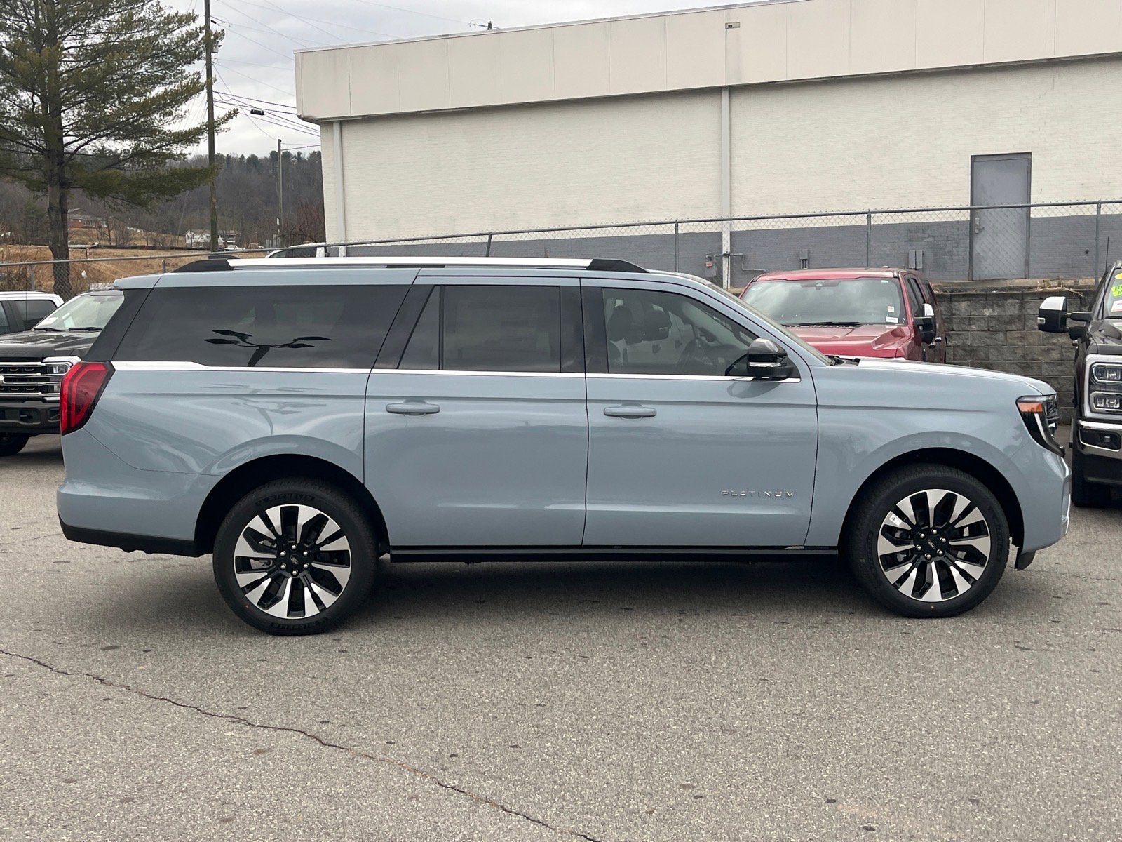 2025 Ford Expedition Max Platinum