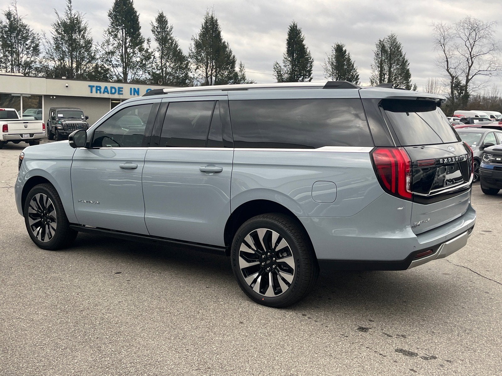 2025 Ford Expedition Max Platinum
