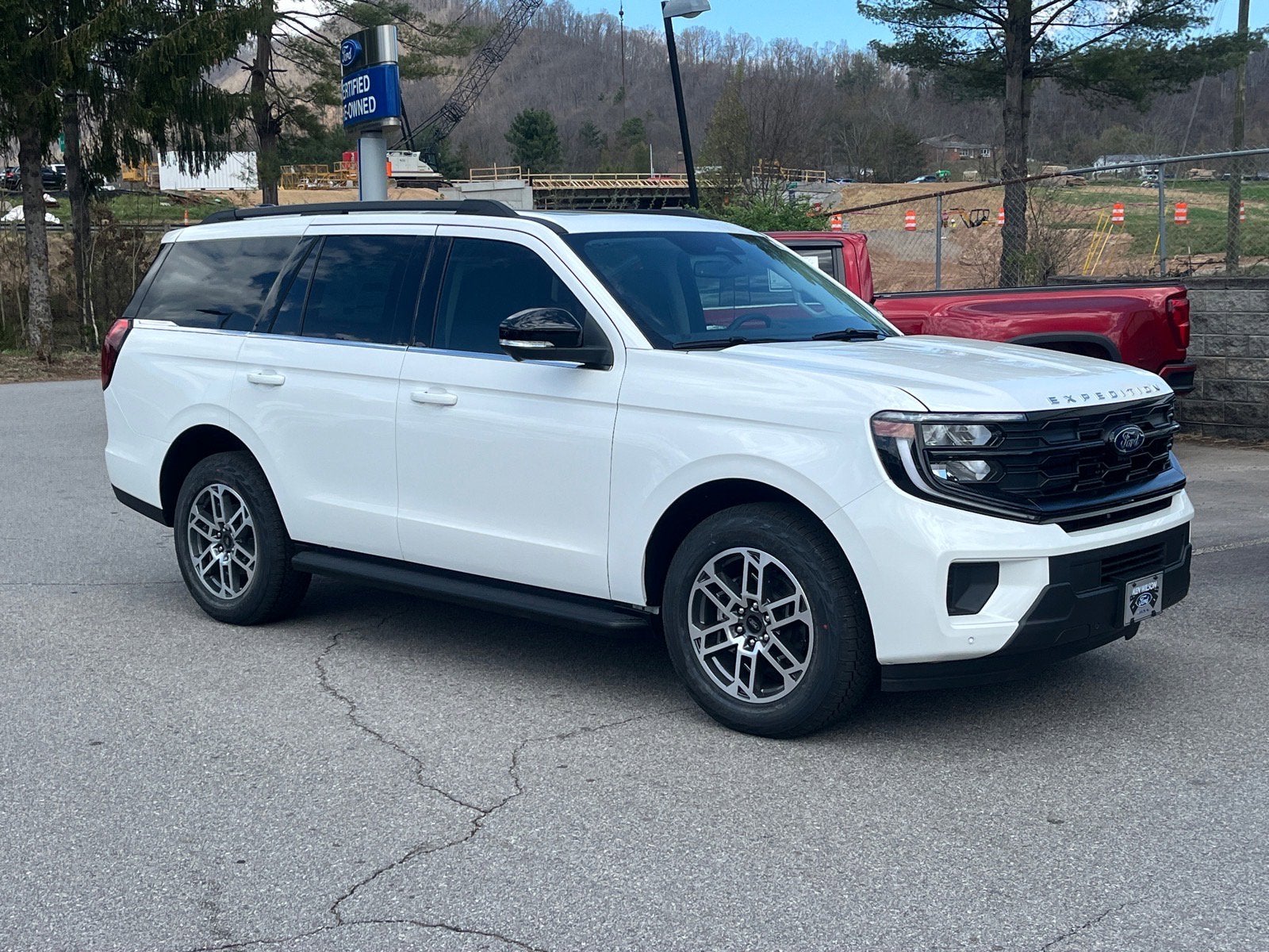 2026 Ford Expedition Active