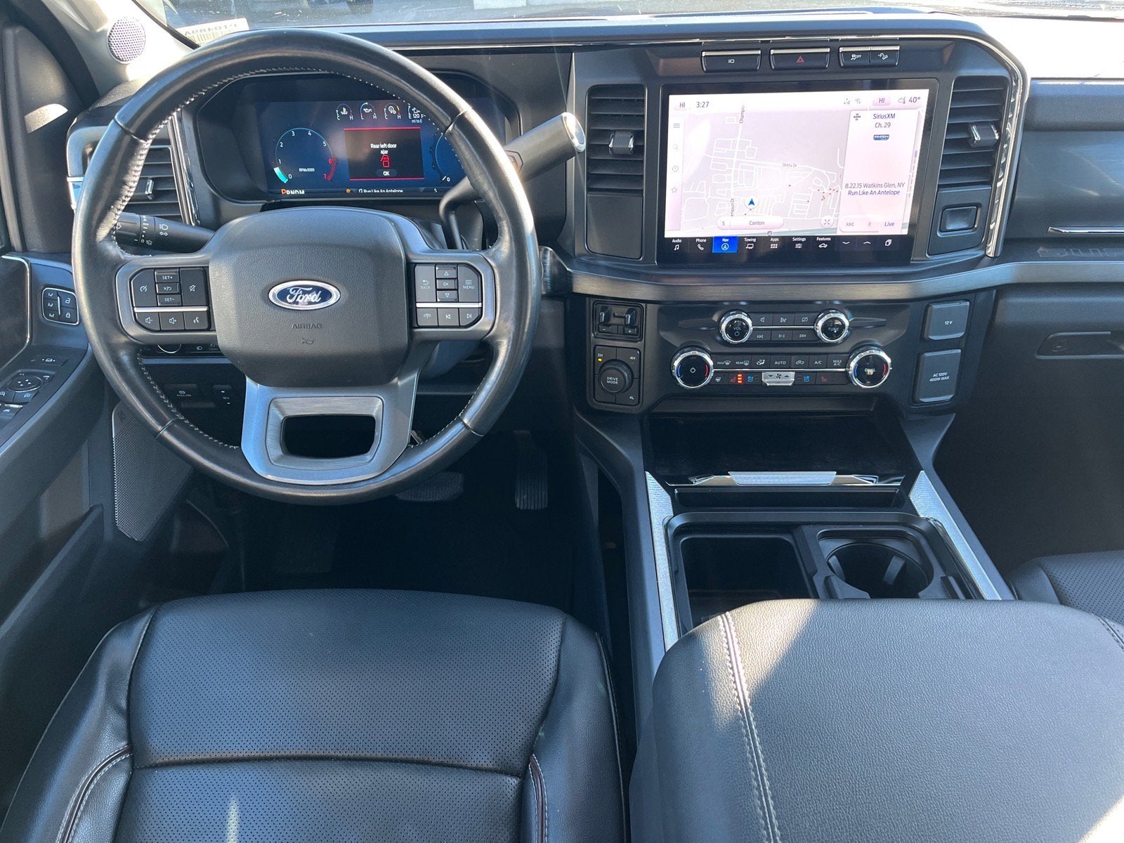 2024 Ford Super Duty F-350 DRW LARIAT