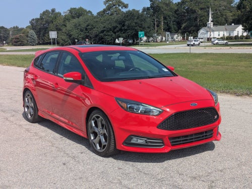 2017 Ford Focus ST