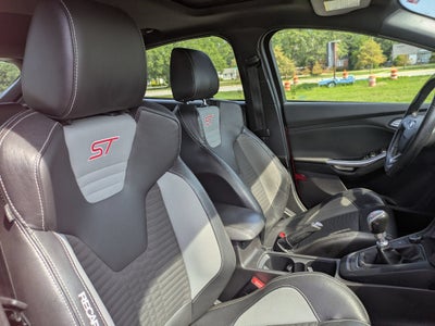 2017 Ford Focus ST