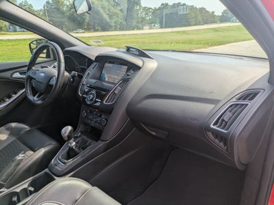 2017 Ford Focus ST