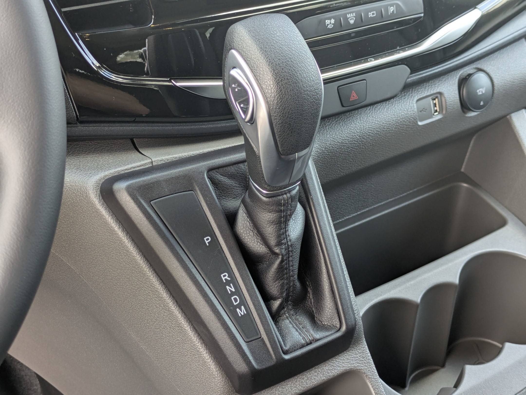 2026 Ford Transit Passenger Wagon Passenger Van XLT