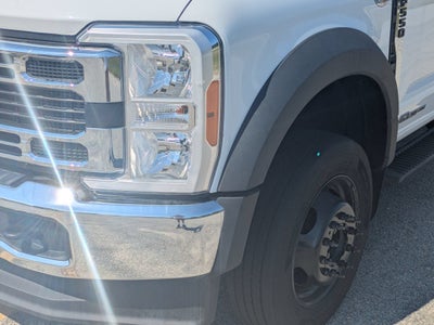 2023 Ford Super Duty F-550 DRW XLT