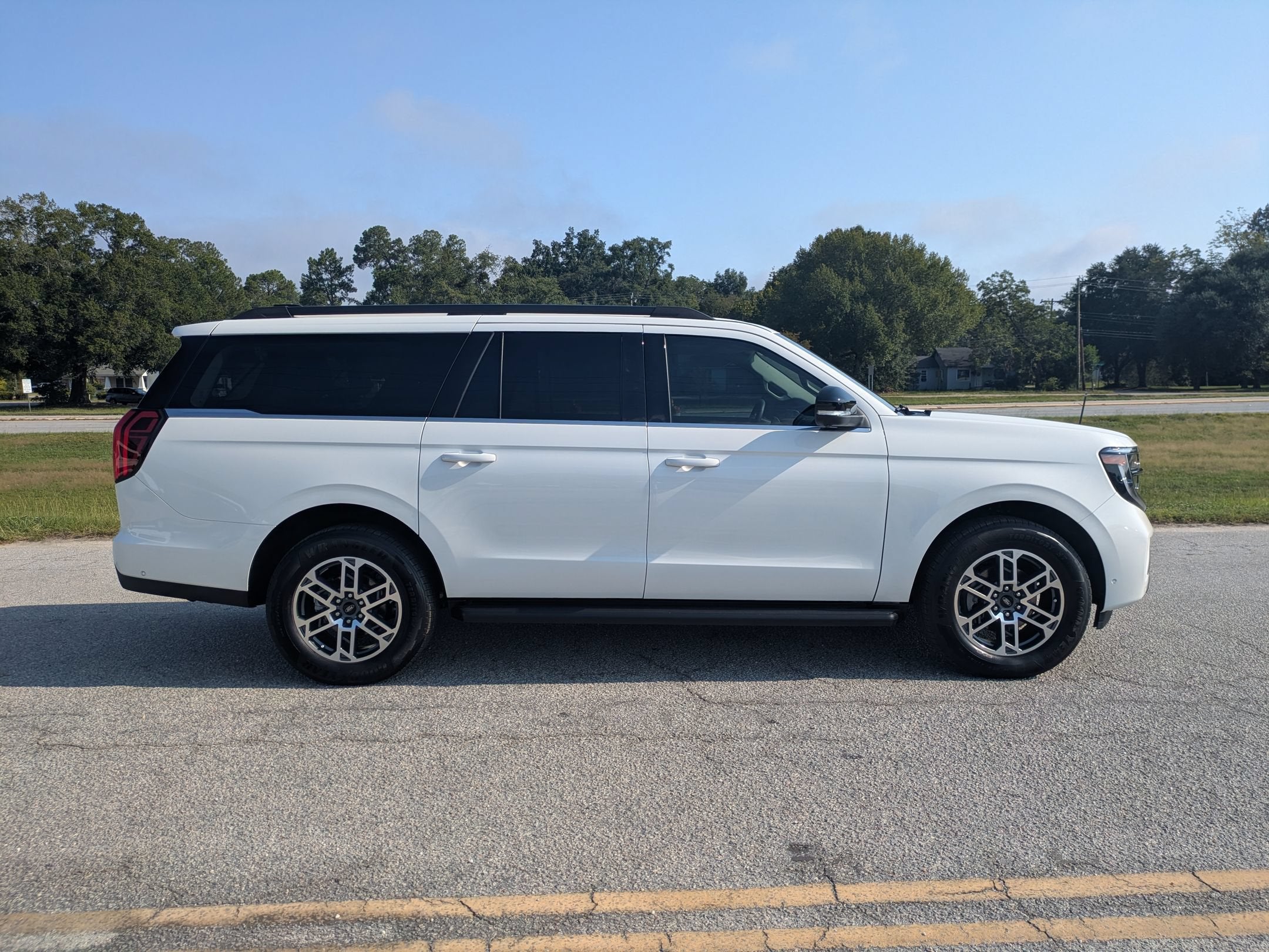 2025 Ford Expedition Max Active