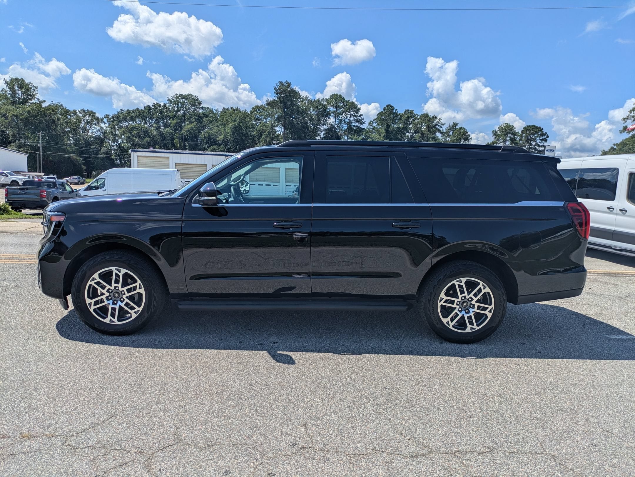 2025 Ford Expedition Max Active