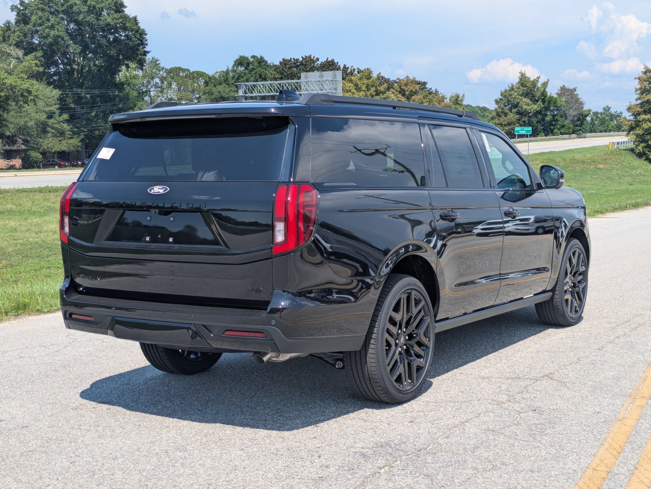 2027 Ford Expedition Max Platinum