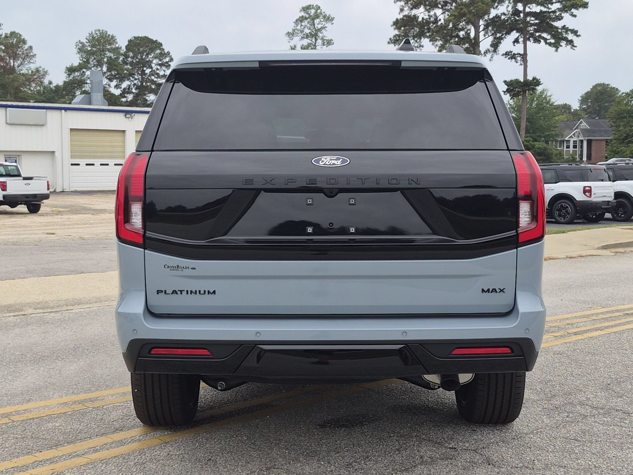 2027 Ford Expedition Max Platinum