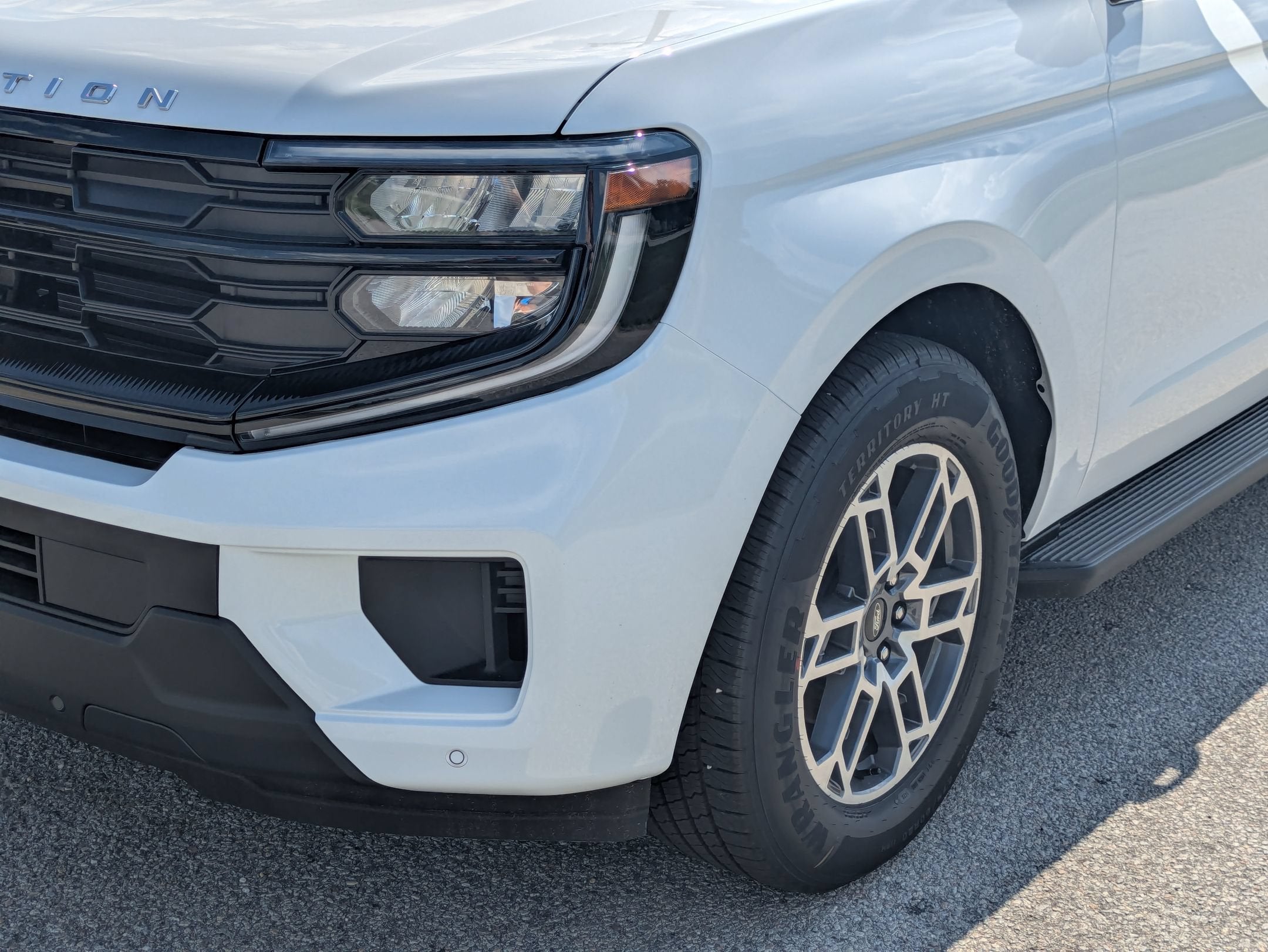 2026 Ford Expedition Active