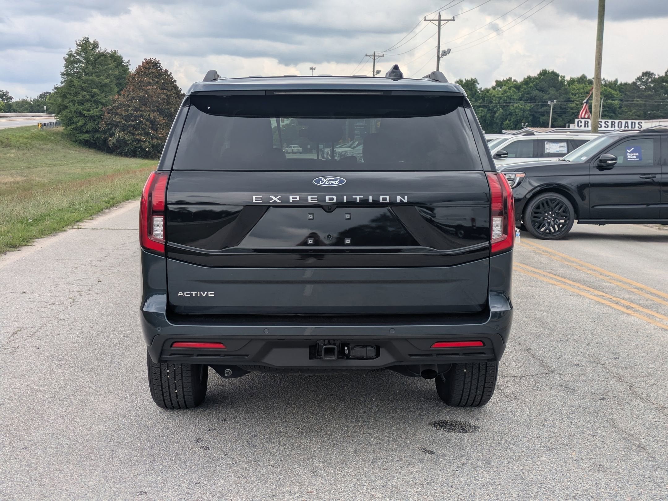 2025 Ford Expedition Active