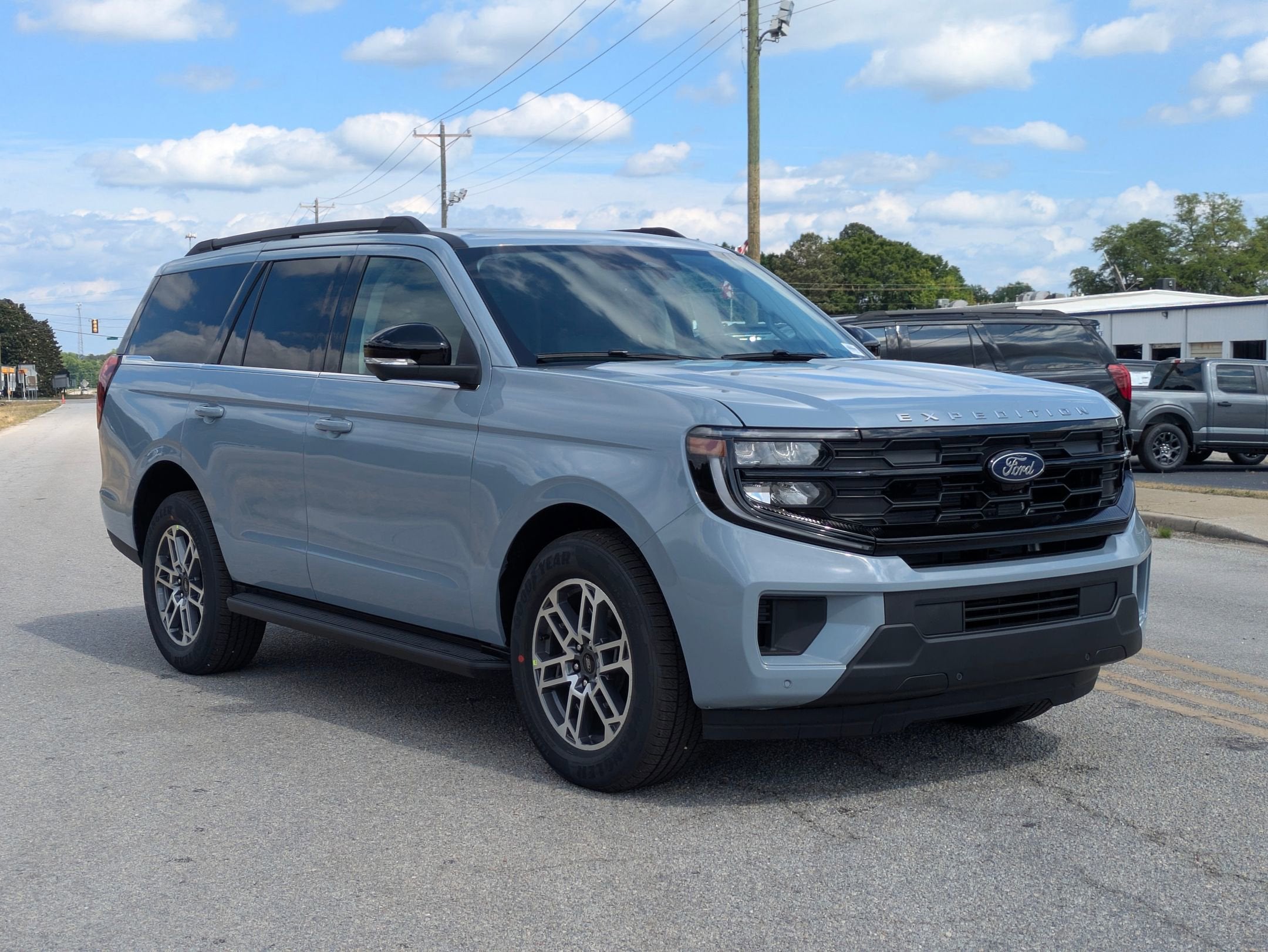 2026 Ford Expedition Active
