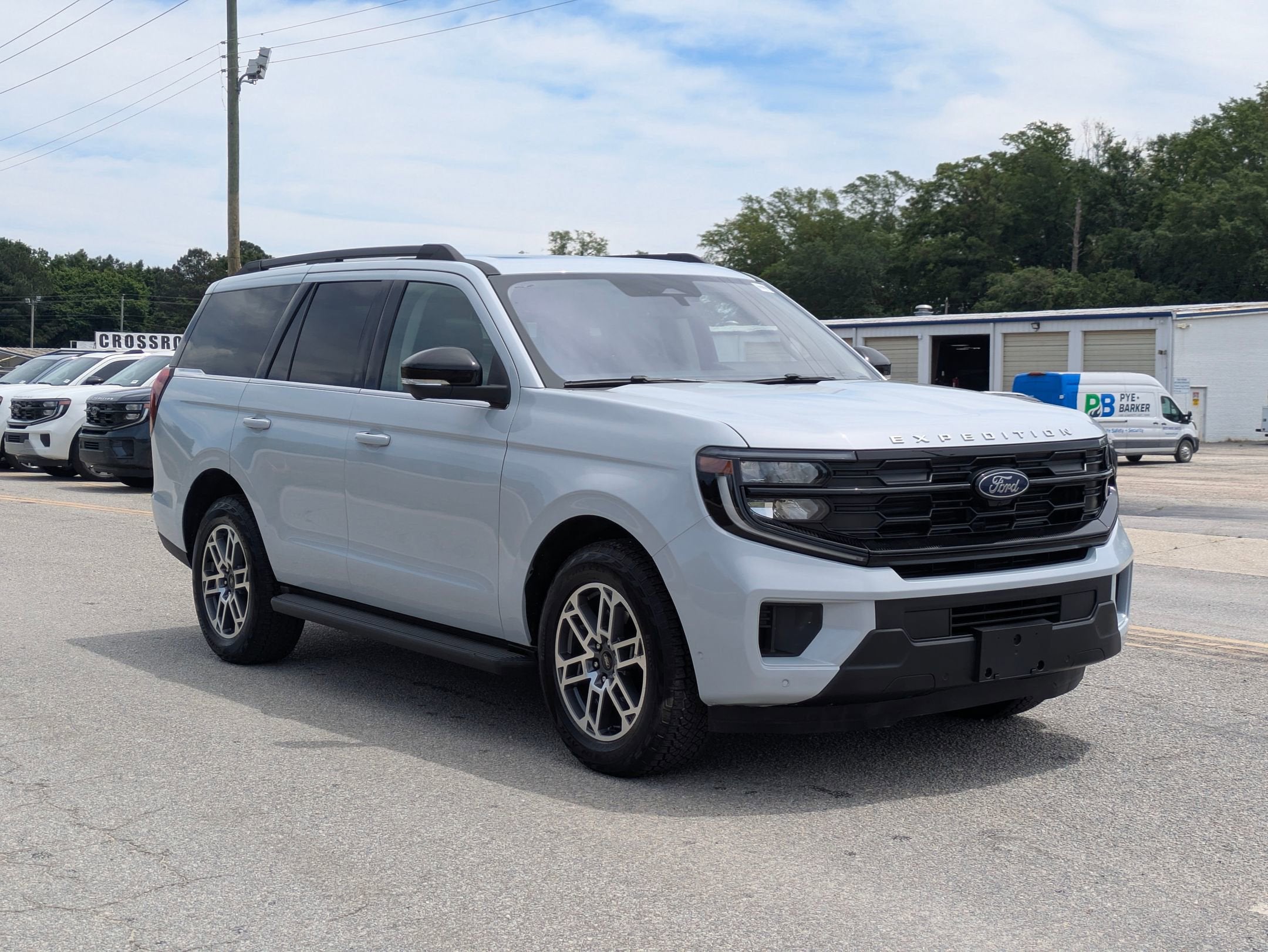 2025 Ford Expedition Active