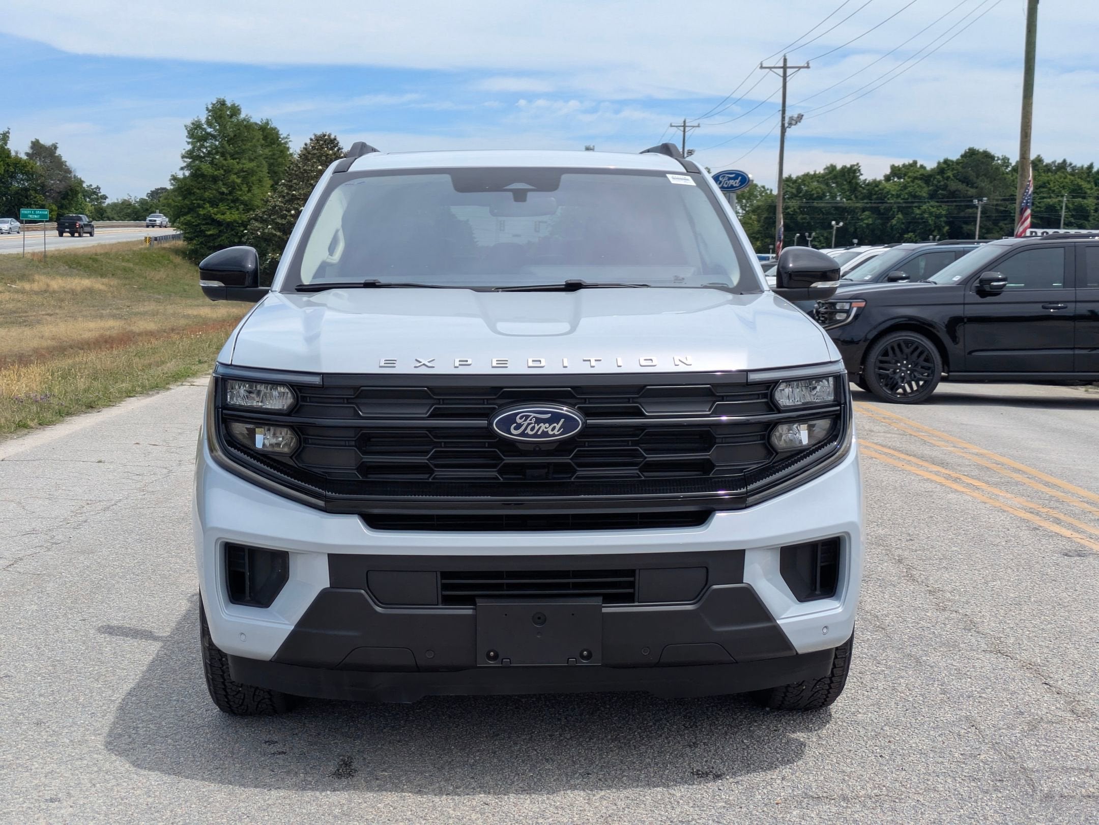 2025 Ford Expedition Active
