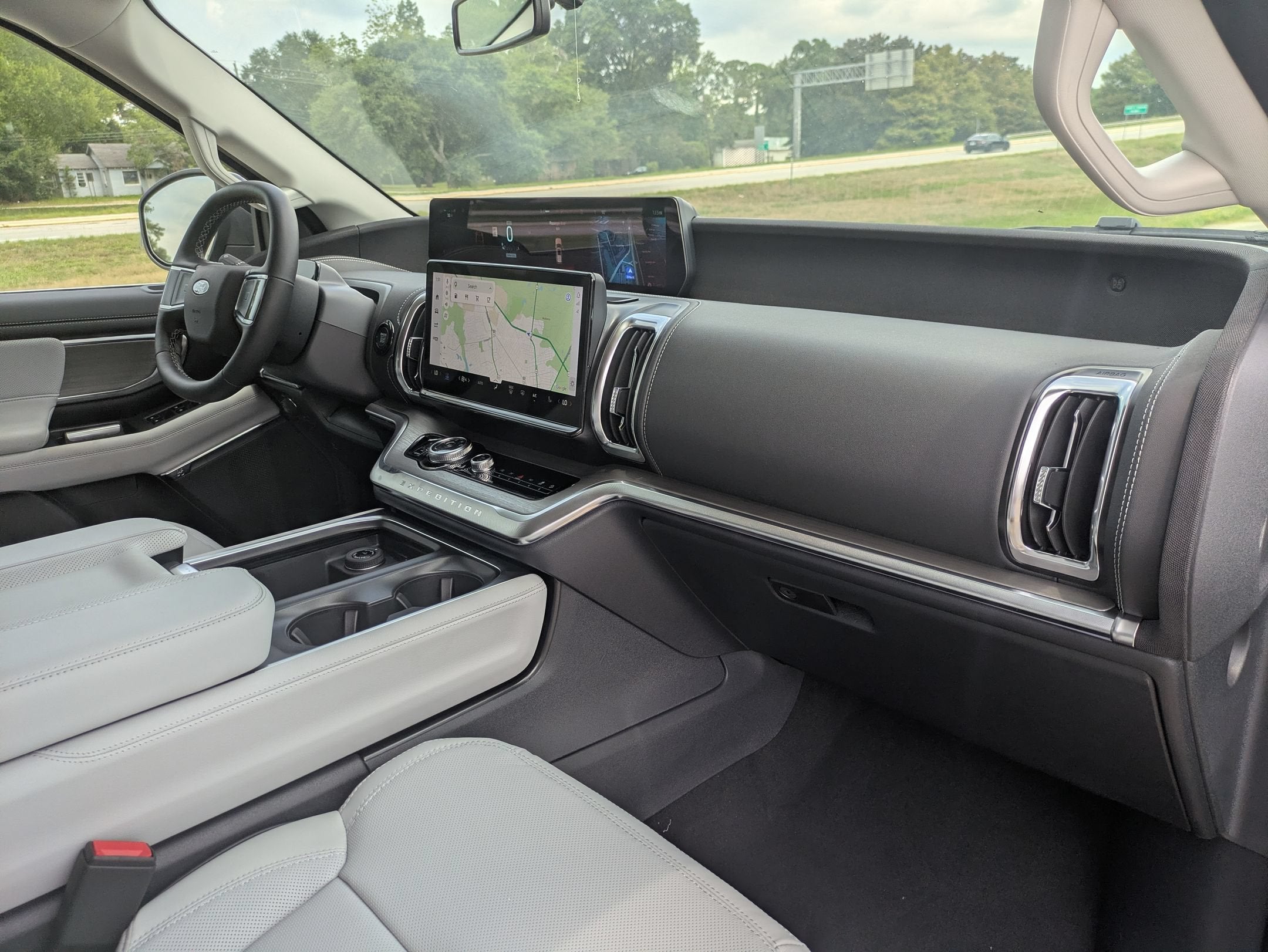 2027 Ford Expedition Platinum