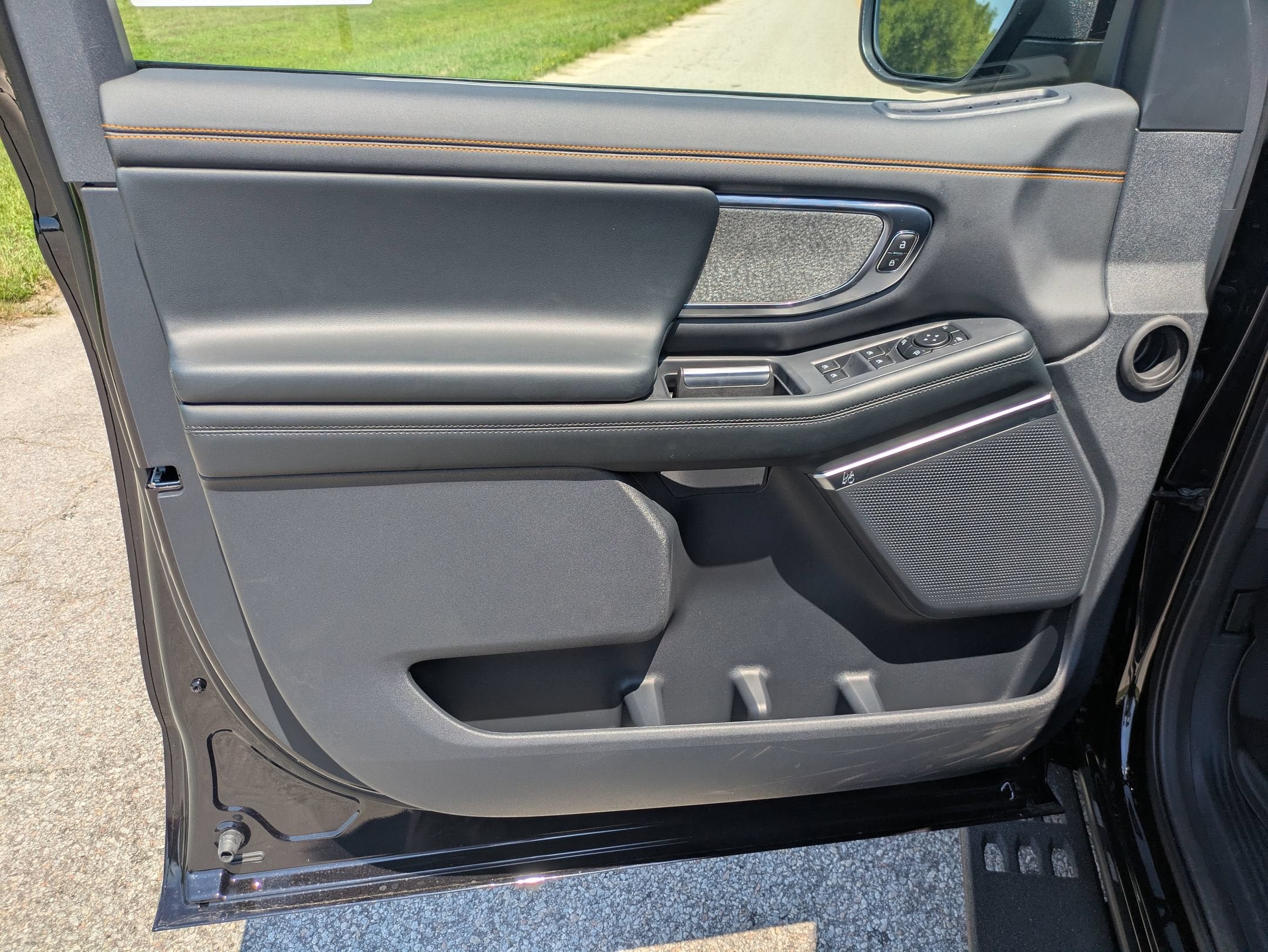 2027 Ford Expedition Tremor