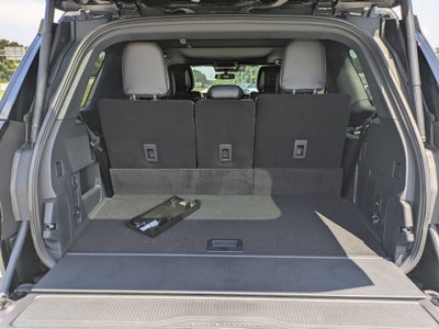 2027 Ford Expedition Tremor
