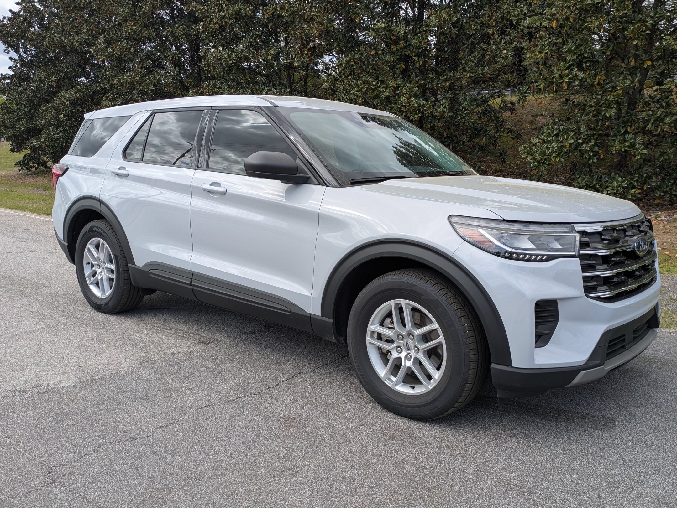 2026 Ford Explorer Active w/100A Pkg