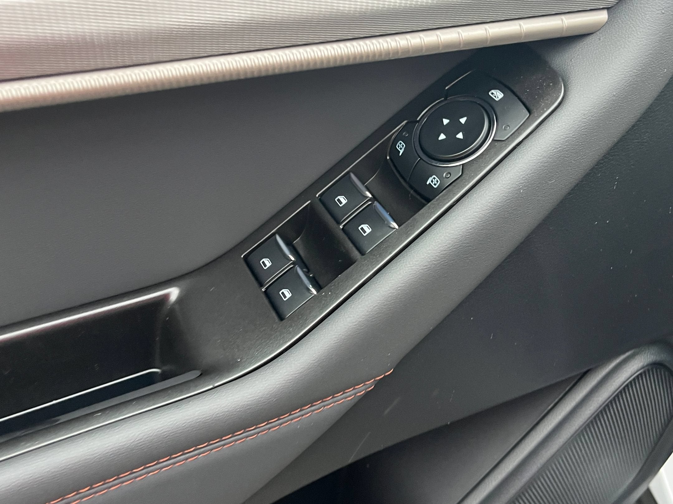 2026 Ford Explorer Active w/100A Pkg