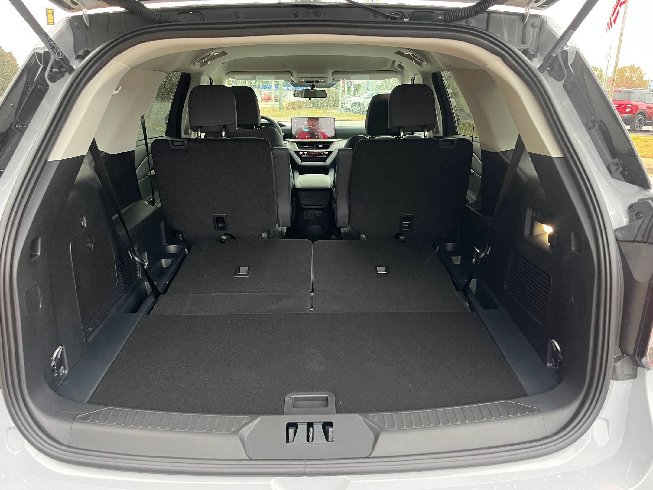 2026 Ford Explorer Active w/100A Pkg