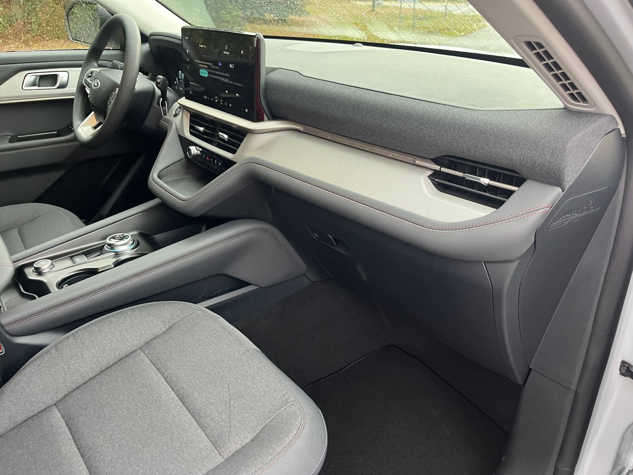 2026 Ford Explorer Active w/100A Pkg