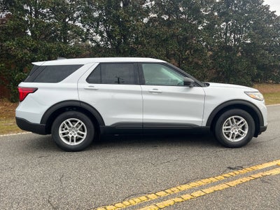 2026 Ford Explorer Active w/100A Pkg