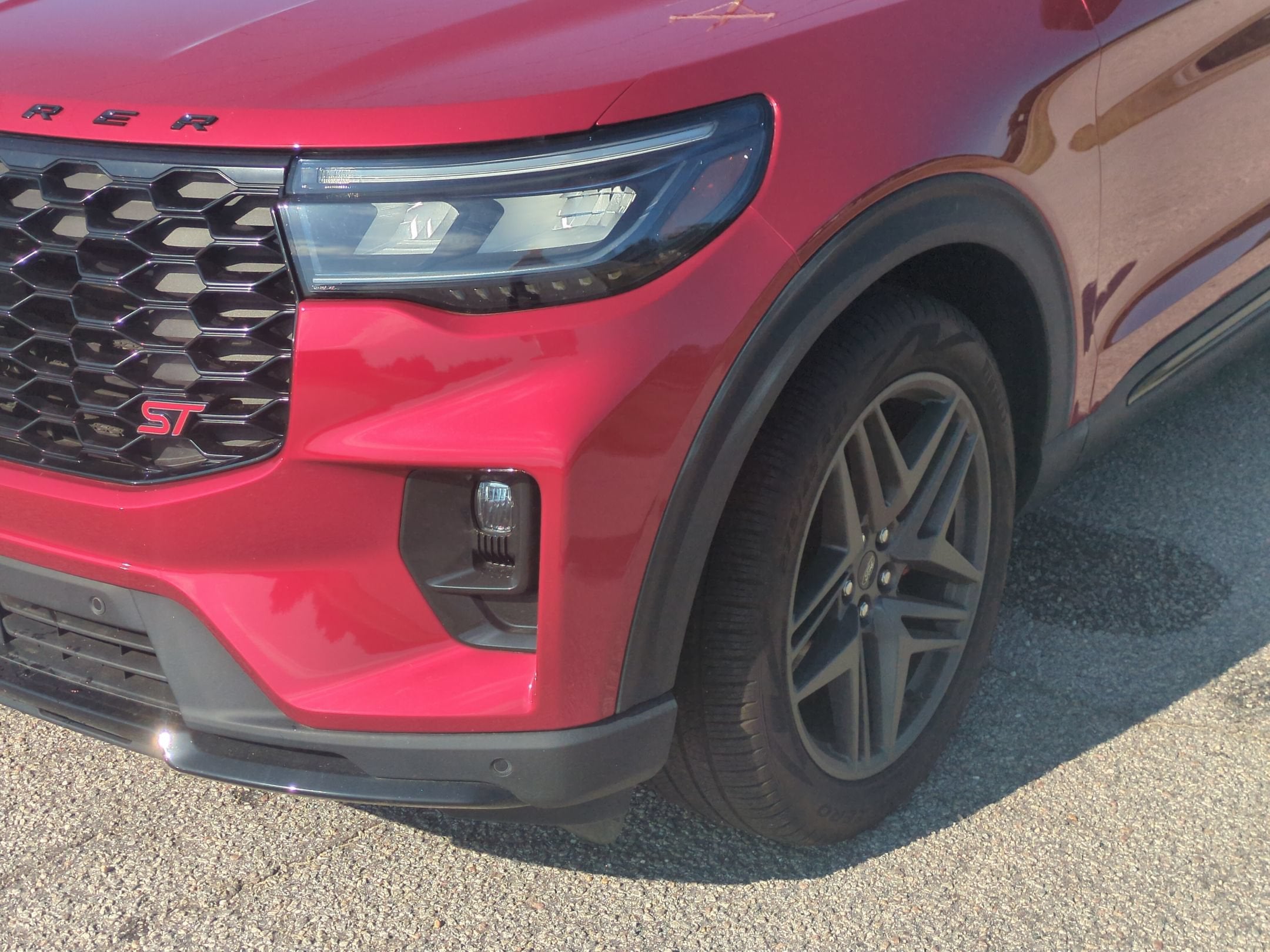 2025 Ford Explorer ST