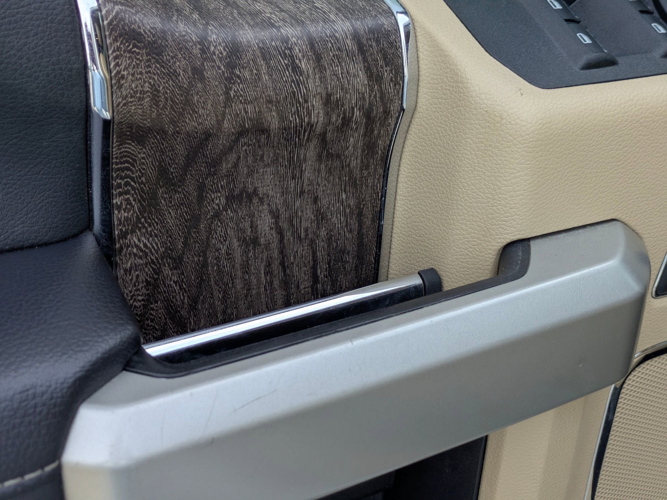 2018 Ford Super Duty F-250 SRW LARIAT